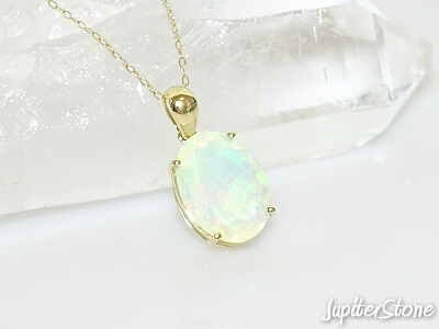 Precious-opal-pendant-1