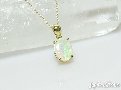 Precious-opal-pendant-3