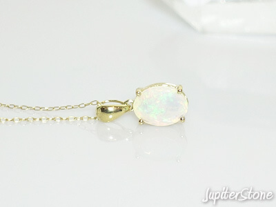 Precious-opal-pendant-3