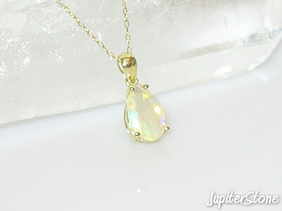Precious-opal-pendant-4