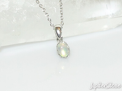 Precious-opal-pendant-5