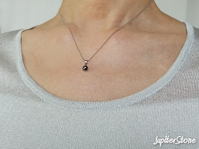 Natu-Diamond-Pt-pendant