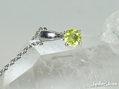 Sphene-pendant-1