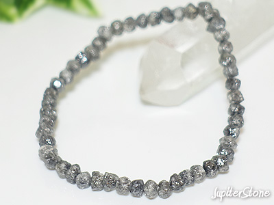 Natu-Diamond-bracelet-RoughType-5
