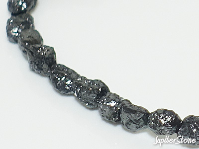 Natu-Diamond-bracelet-RoughType-13