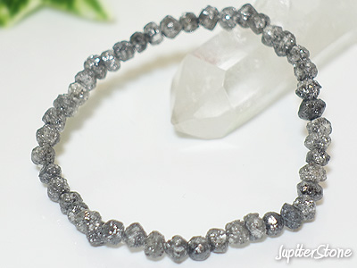 Natu-Diamond-bracelet-RoughType-6