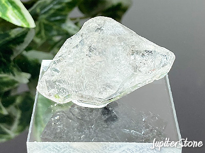Herkimerdiamond-okimono-M-c