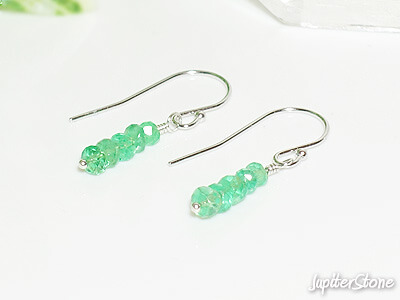 Emerald-Earrings