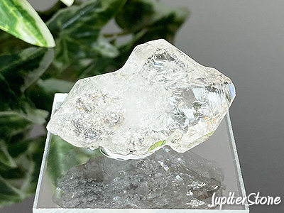 Herkimerdiamond-okimono-M-a