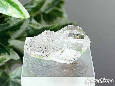 Herkimerdiamond-okimono-S-d