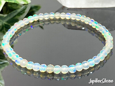 Precious-opal-bracelet-2
