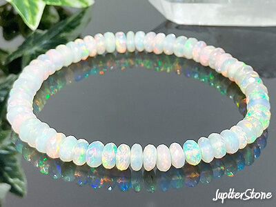 Precious-opal-bracelet-3