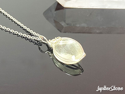Libyanglass-pendant2022-2