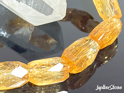 Imperial-Topaz-bracelet-2022-10-i