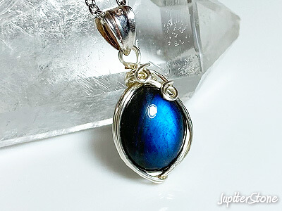 labradorite-pendant-2022-11-a