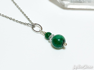 Emerald-pendant-2023-5-b