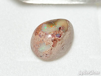 Opal-pendant-2023-10-l