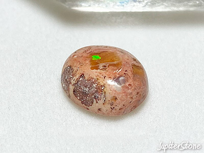 Opal-pendant-2023-10-i
