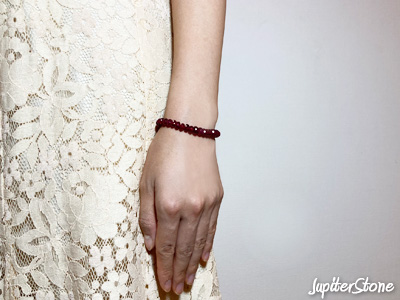 Ruby-bracelet-2023-11-c