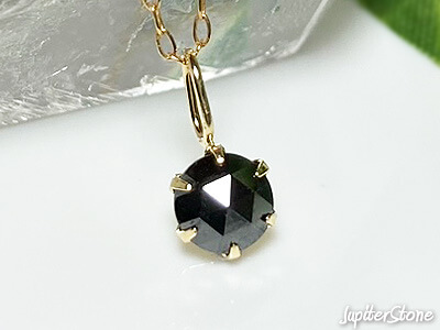 black-diamond18kg-pendant-2023-12-a