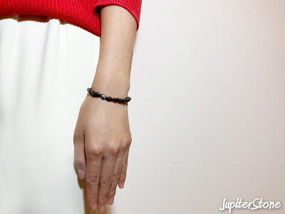 black-diamond-bracelet-2023-12-c