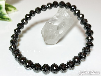 black-diamond-bracelet-2023-12-e