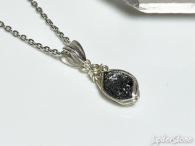 black-diamond-pendant-rough-2023-12-a