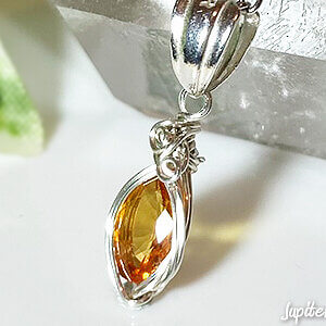 Pukuhraj-pendant-2024-1-b
