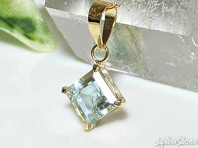 aquamarine18kg-pendant-2024-6-b