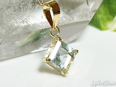 aquamarine18kg-pendant-2024-6-b