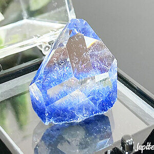 Dumortierite-bedside-stone-h