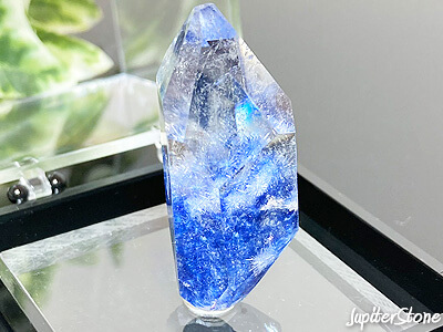 Dumortierite-bedside-stone-k