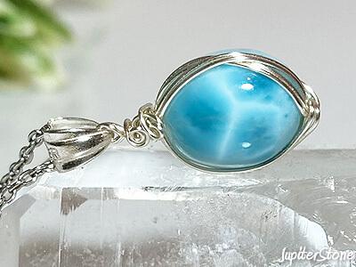 Larimar-wire-pendant-2024-8-b