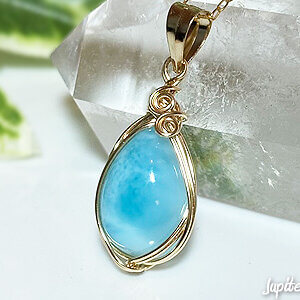 Larimar-wire-pendant-2024-8-c