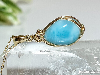 Larimar-wire-pendant-2024-8-c