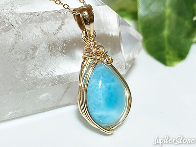 Larimar-wire-pendant-2024-8-c