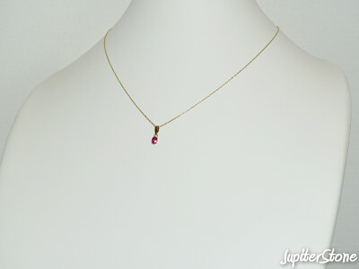 Ruby-18kg-pendant-2024-9