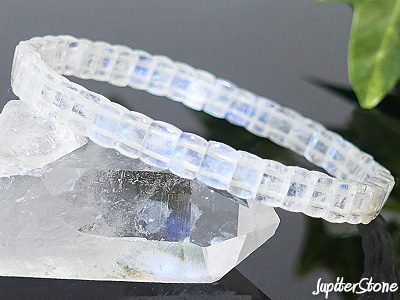 royalbluemoonstone-bracelet-2024-9-f