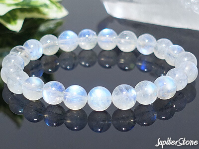 royalbluemoonstone-bracelet-2024-9-d