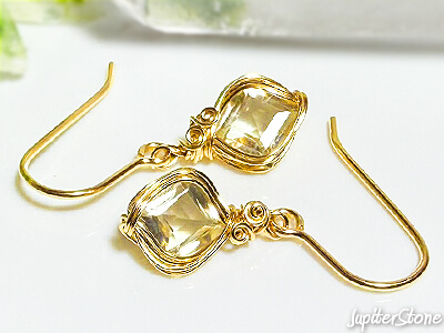 golden-labradorite-Earrings-2024-11-a