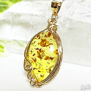 FlowerAmber-pendant-2024-11-e