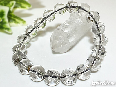 oil-in-quartz-bracelet-2024-11-f