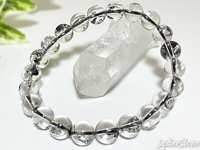 oil-in-quartz-bracelet-2024-11-d