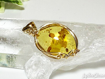 FlowerAmber-pendant-2024-11-d