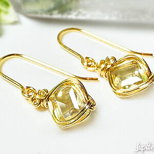 golden-labradorite-Earrings-2024-11-a