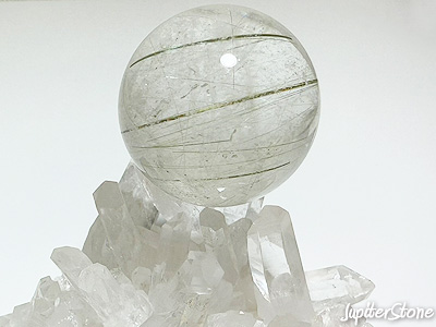 zagi-moutain-quartz-okimono-2025-1-h