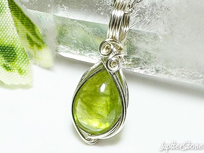 sphene-wire-pendant-2025-3-b