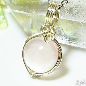 m-rosequartz-wire-pendant-2025-4-a