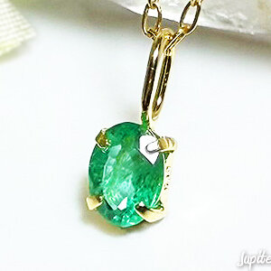 emerald-18kg-pendant-2025-4-b
