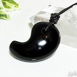 tibet-morion-magatama-1